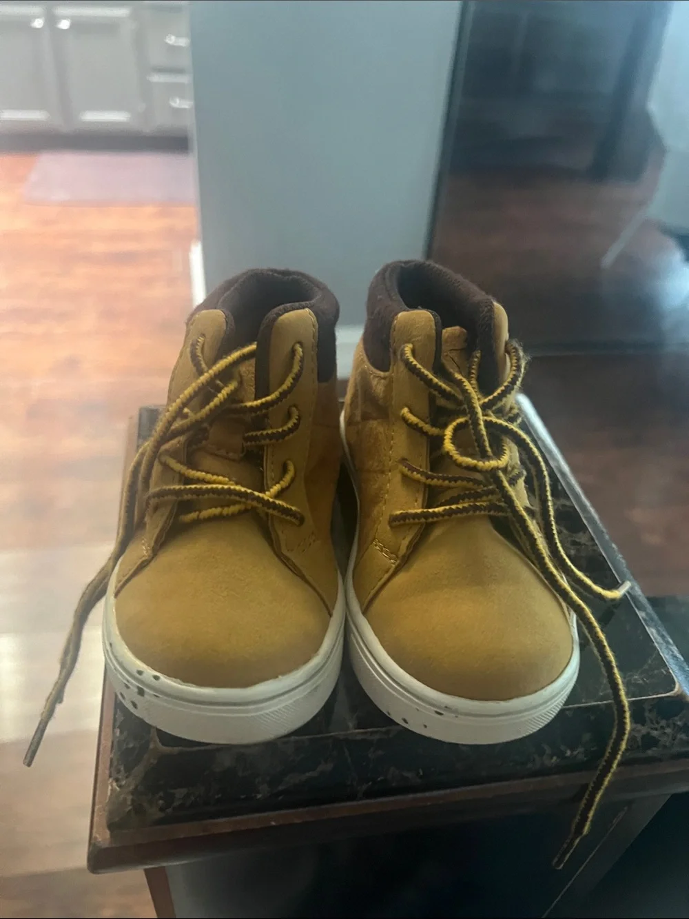 NWOT  Carter’s  High-Top Sneakers